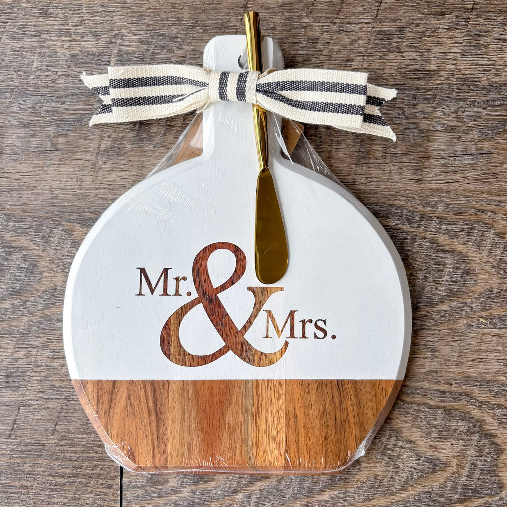 Artisan Maple Paddle Board - Mr & Mrs - Lyla's: Clothing, Decor & More - Plano Boutique