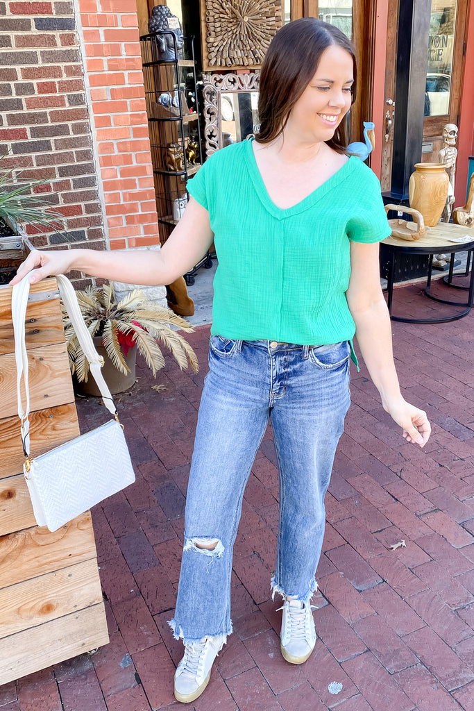 Easy and Cute Solid Kelly Green Top - Lyla's: Clothing, Decor & More - Plano Boutique