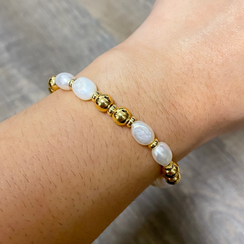 Oblong Pearl Stretch Bracelet - Lyla's: Clothing, Decor & More - Plano Boutique
