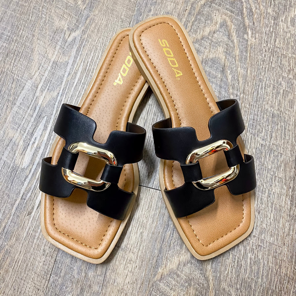Feng Black Buckle Sandals - Lyla's: Clothing, Decor & More - Plano Boutique