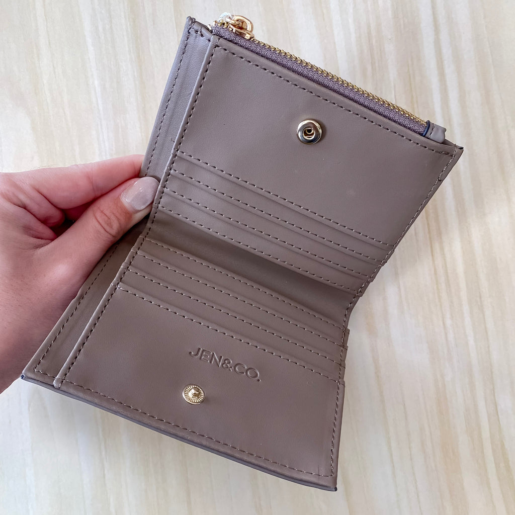 Jen & Co Alannah Vegan Bifold Wallet - Lyla's: Clothing, Decor & More - Plano Boutique