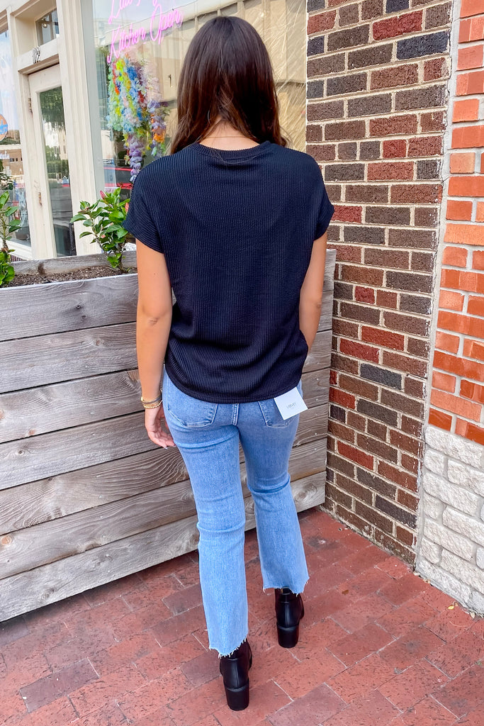 Black Ribbed Pocket Top - Lyla's: Clothing, Decor & More - Plano Boutique