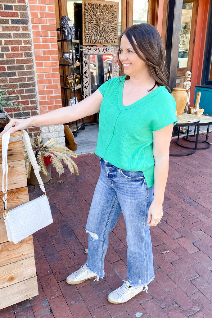 Easy and Cute Solid Kelly Green Top - Lyla's: Clothing, Decor & More - Plano Boutique