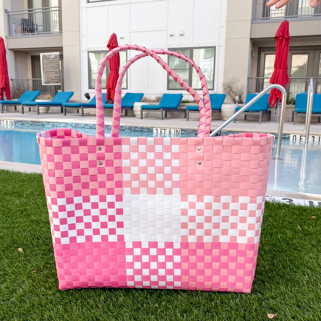 Heather Woven Beach Tote in White/Pink - Lyla's: Clothing, Decor & More - Plano Boutique