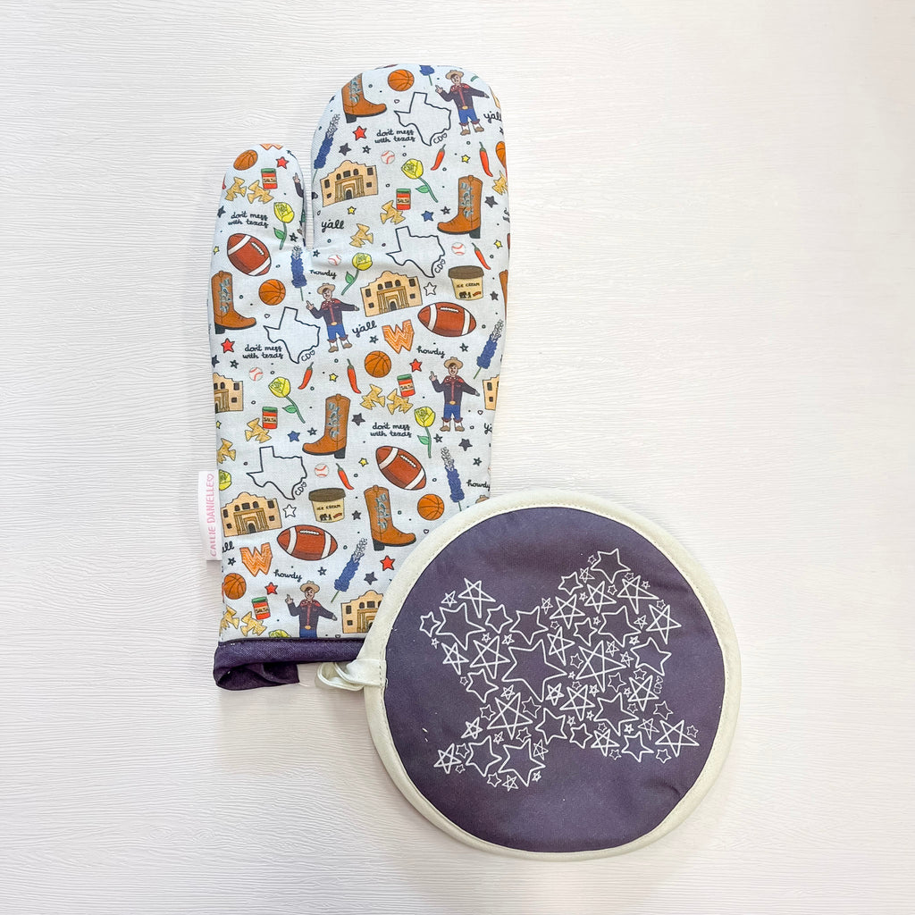 Texas Western Pot Holder Set by Callie Danielle - Lyla's: Clothing, Decor & More - Plano Boutique