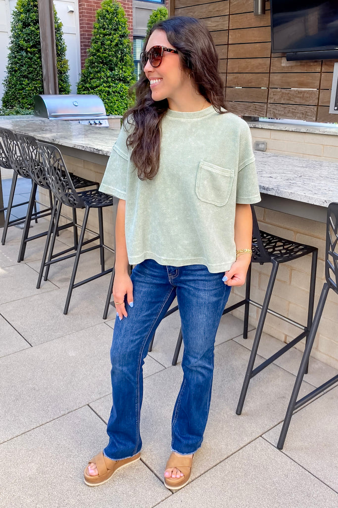 Know Your Way Light Olive Pocket Top - Lyla's: Clothing, Decor & More - Plano Boutique