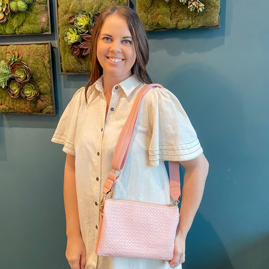 Jen & Co Izzy Diaz Woven Crossbody Handbag - Light Pink - Lyla's: Clothing, Decor & More - Plano Boutique