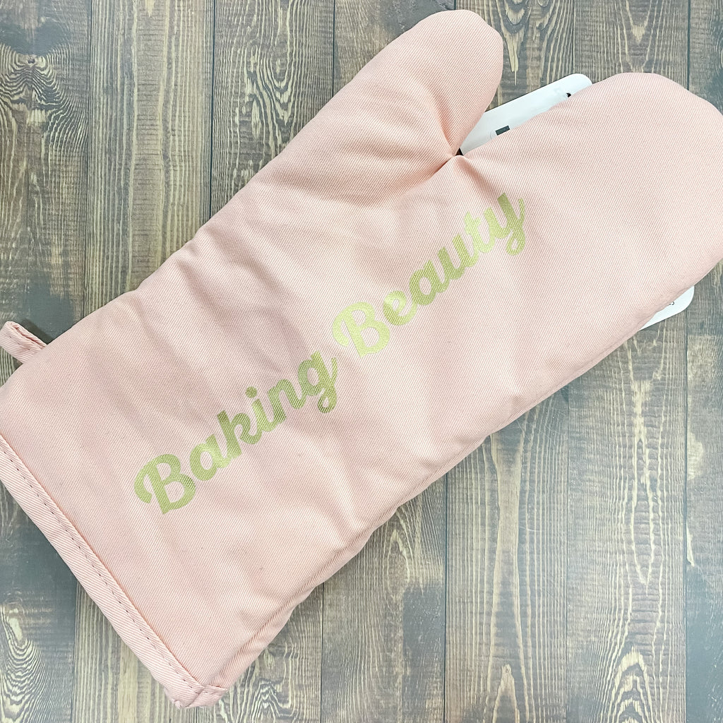 Baking Beauty Oven Mitt - Lyla's: Clothing, Decor & More - Plano Boutique