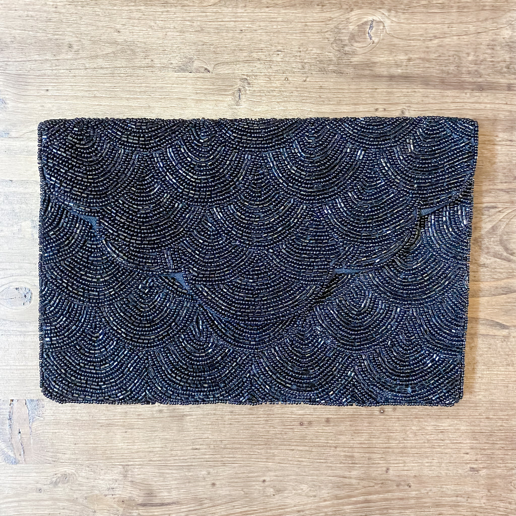 Black Scalloped Beaded Crossbody - Lyla's: Clothing, Decor & More - Plano Boutique